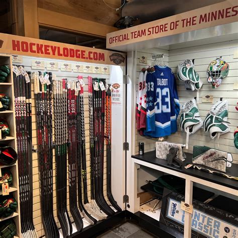 Hockey lodge - 199 West Kellogg Blvd. Saint Paul, MN 55102 | Xcel Energy Center Gate 1 Southeast Entrance 